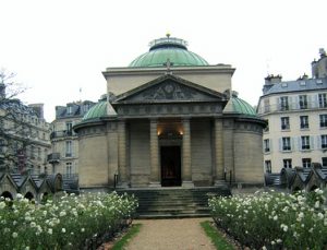 Exterior de la Capilla Expiatoria - París