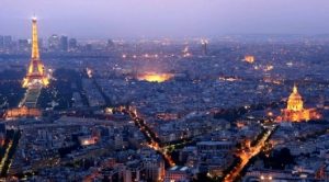 Vista nocturna de París